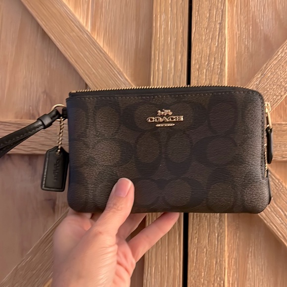 Coach Wristlet Signature Monogram Classic Brown double Zipper wallet - Picture 7 of 11